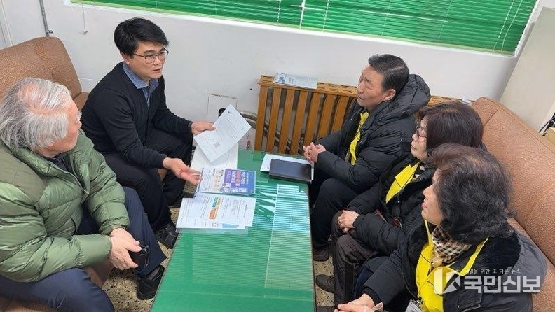 일신동, 아파트 관리사무소 3곳 방문해 ‘복지위기가구 발굴 홍보’활동 실시.
