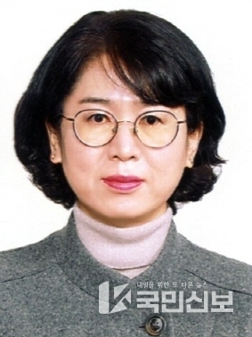 수원시, 4월‘이달의 친절왕’공무원은 공동주택과 김재숙 주무관