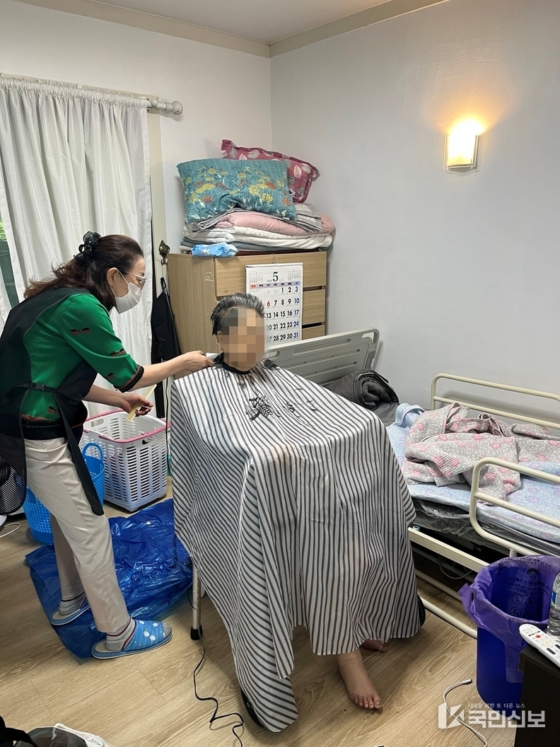 이미용 서비스 진행사진 .