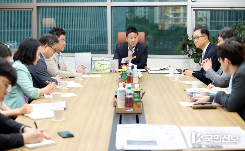 김진경 의장, 도-도교육청 대안교육기관 급식비 갈등 중재나서.