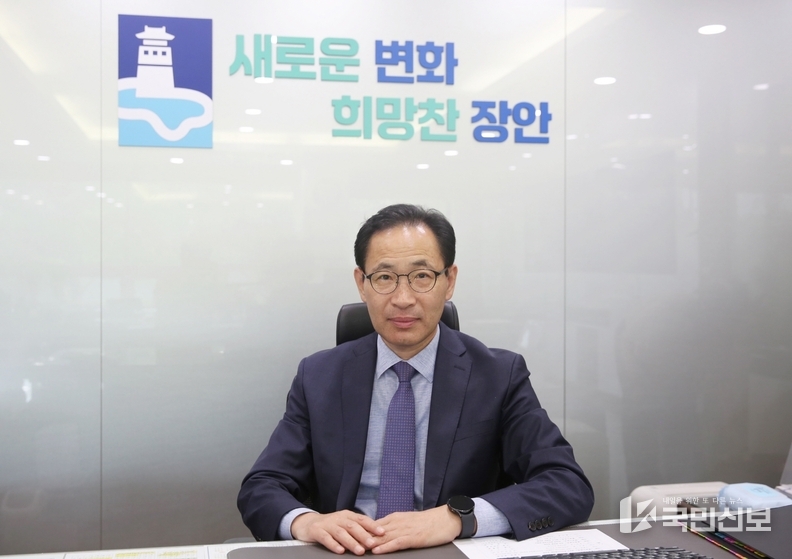  행정지원과 장안구청장 취임.