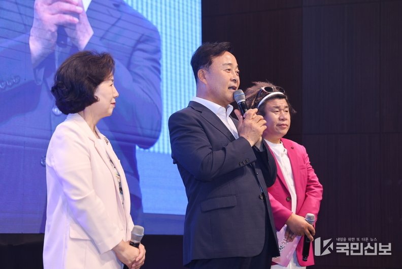 제8회학의천 노래자랑.